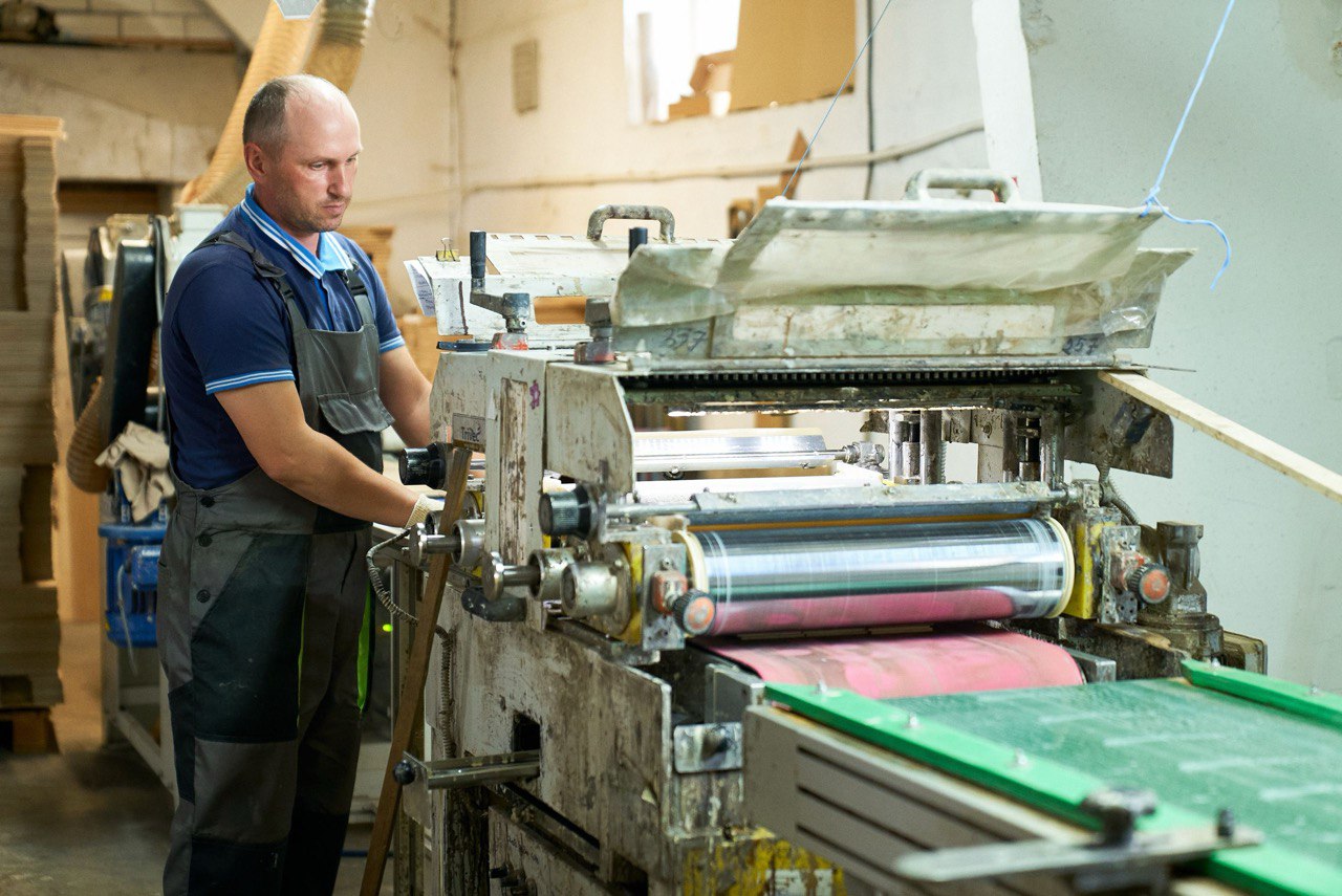 Покрытие маслом паркета Тарвуд