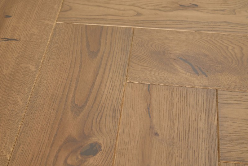 Паркетная доска Тарвуд (Tarwood) - Дуб Старый, Натур 14х140х600мм, Английская елка